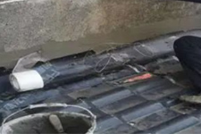 瓦与墙交界处接缝发生渗漏该如何处理？