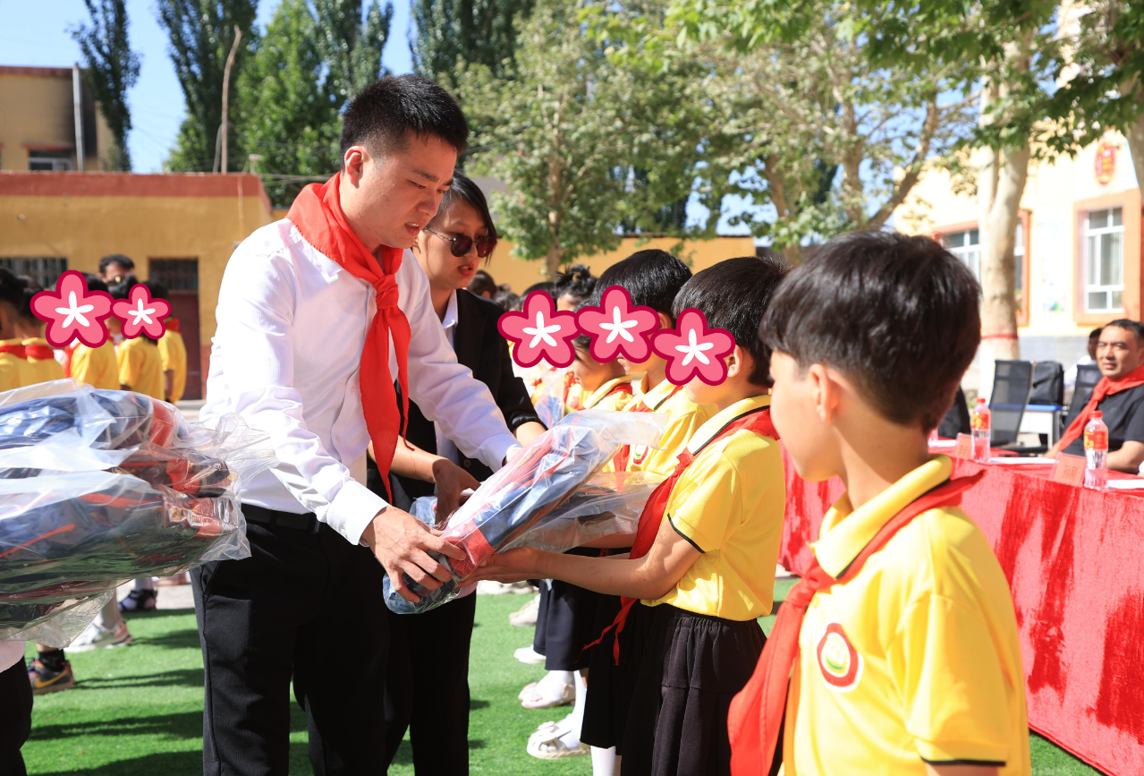 由协会会员单位安徽科顺防水工程有限公司捐建的阿克陶县科顺希望小学圆满揭牌