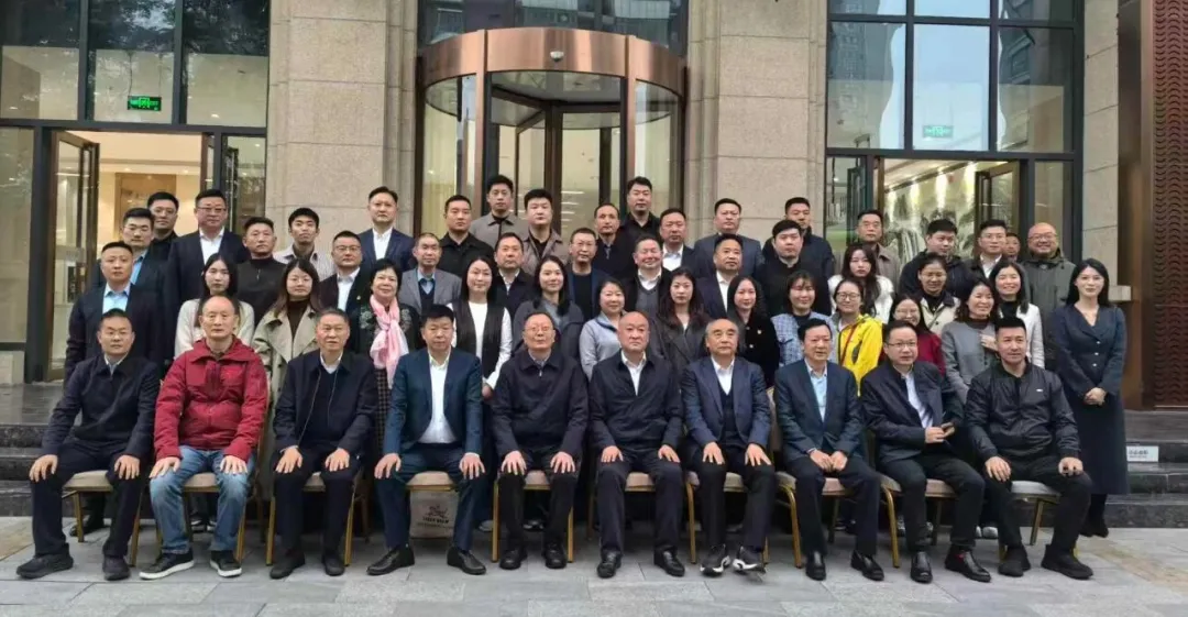 党支部党员参加安徽省工商联所属商会党委、徽商总会党委组织的赴西安爱国主义教育学习活动